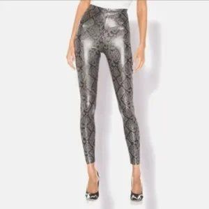 NWT 7 For All Mankind Python Snake Skin Vegan Faux Leather Leggings